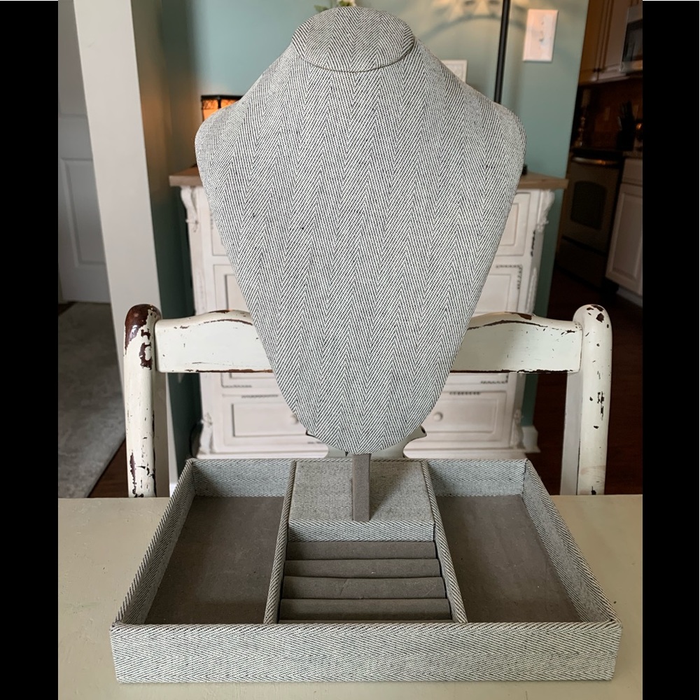 Jewelry display